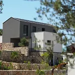 Notos Club וילה
