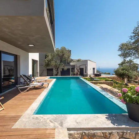 Βίλα Notos Club *